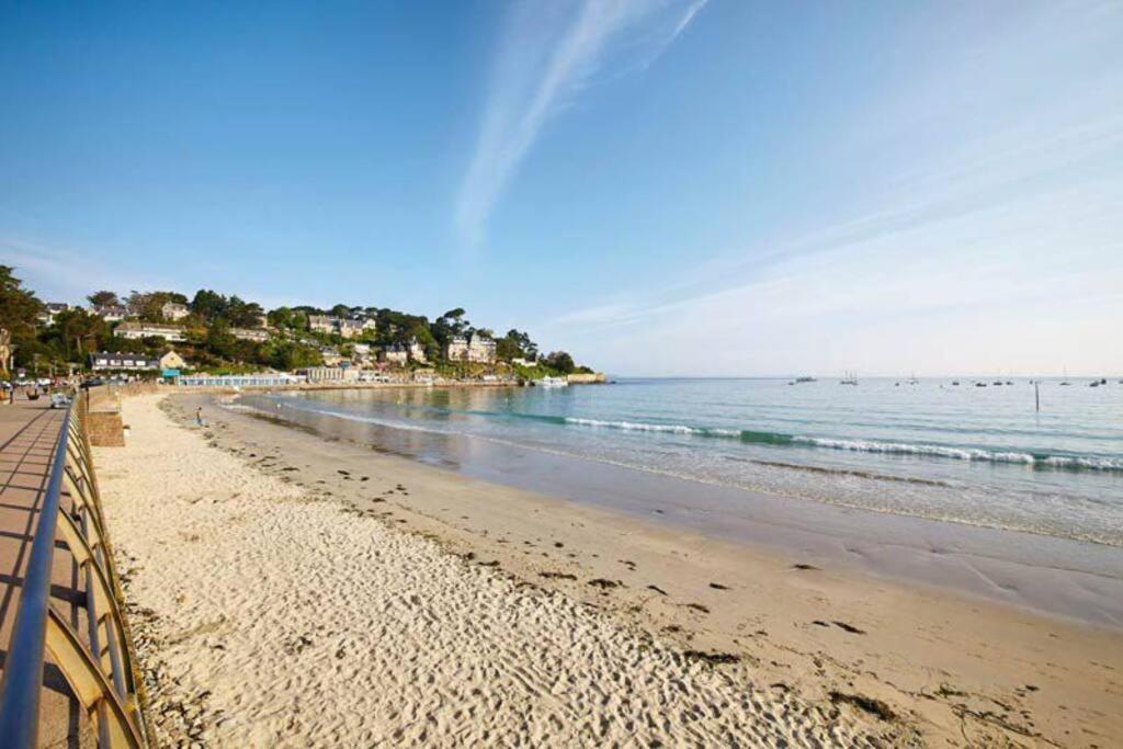Kanoperoz-Plage De Trestraou Perros-Guirec Exterior photo